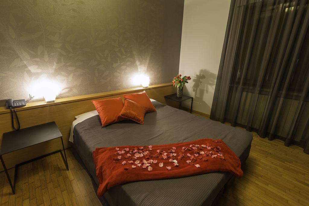 Capo Horn Hotel Darfo Boario Terme Exterior photo